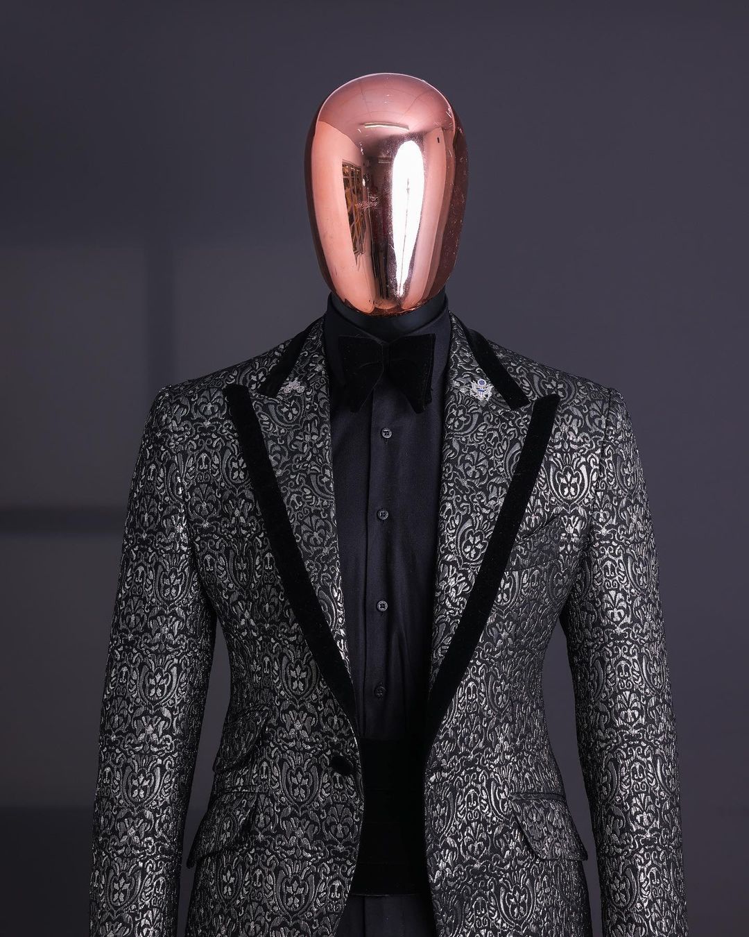 suit image